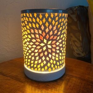 Scentsy Starflower Warmer, Base & Melts